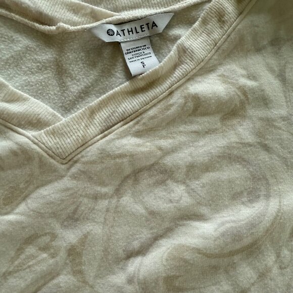 Athleta Beige V-Neck Lightweight Long-Sleeve Sweatshirt Womens Size Small - Picture 2 of 8